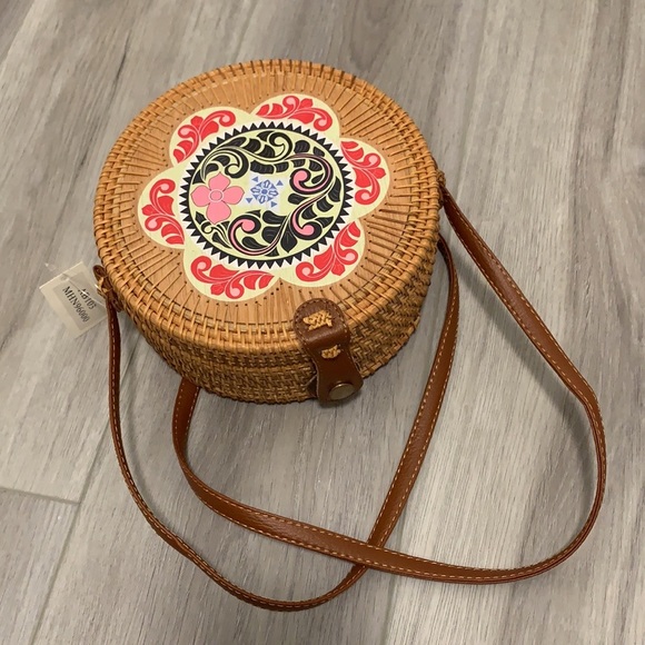 NWT Round Crochet Handwoven Rattan Shoulder Bag - Picture 4 of 11